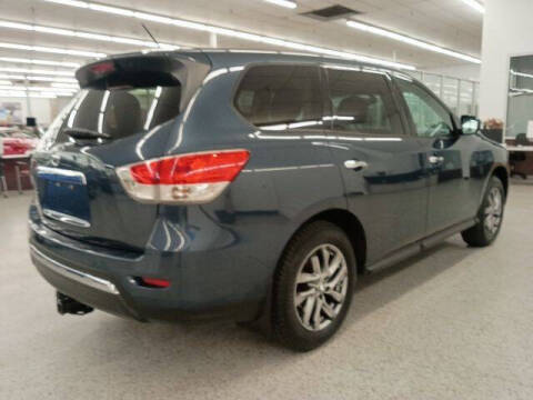 2014 Nissan Pathfinder S