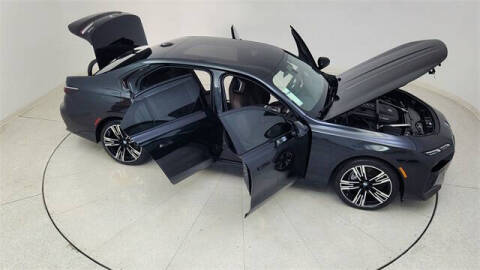 2024 BMW 7 Series 740i