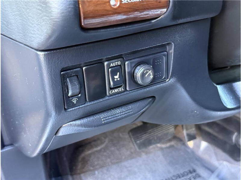 2002 Nissan Pathfinder