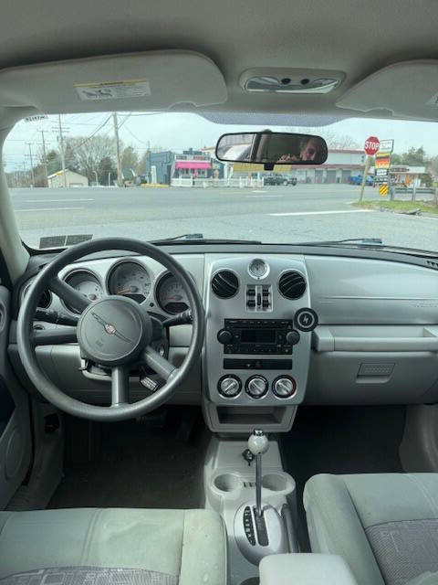 Off White 2007 Chrysler PT Cruiser Touring Touring 4dr Wagon 2