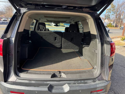 2017 GMC Acadia SLE-2