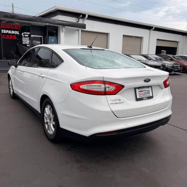 2016 Ford Fusion S