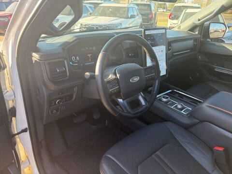 2023 Ford Expedition MAX Platinum
