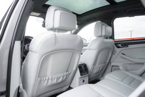 2025 Porsche Macan GTS