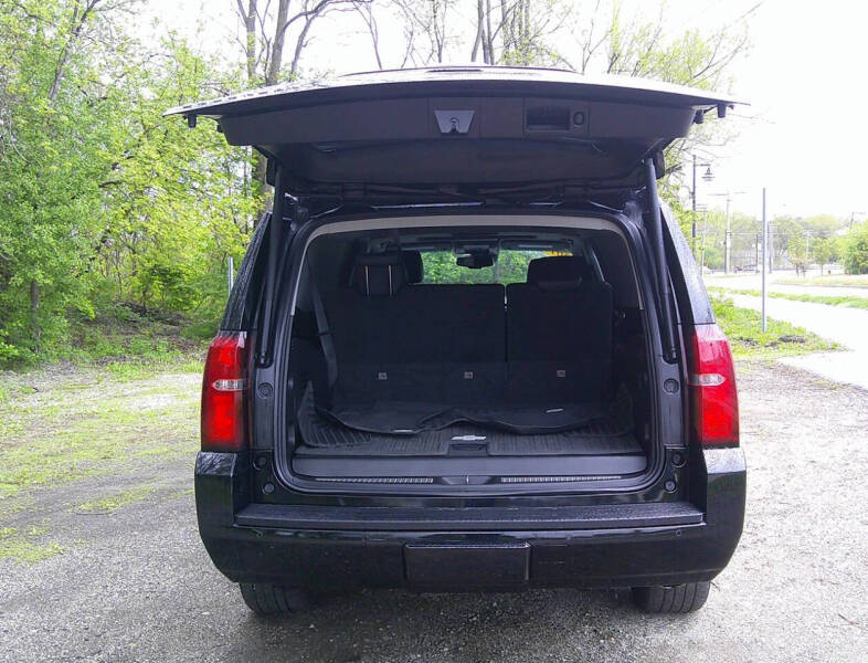 2017 Chevrolet Suburban LT