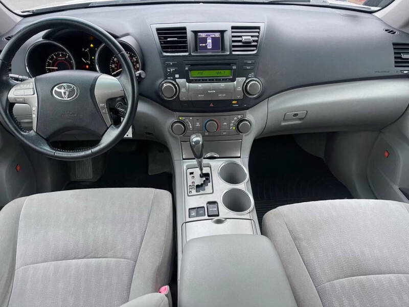 2008 Toyota Highlander Sport