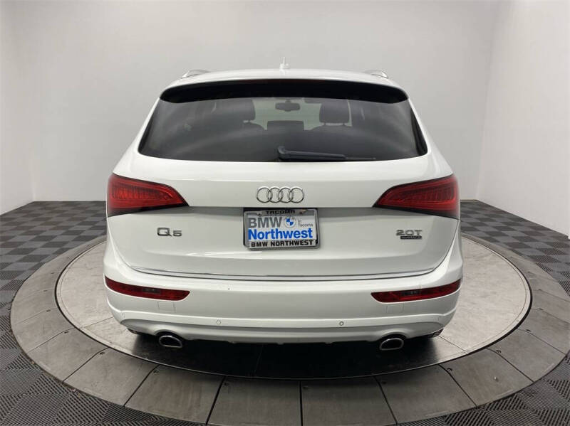2015 Audi Q5 2.0T quattro Premium Plus
