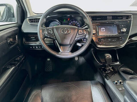 2016 Toyota Avalon Hybrid