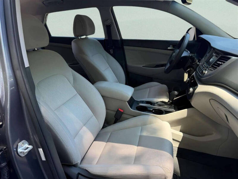 2018 Hyundai Tucson SE