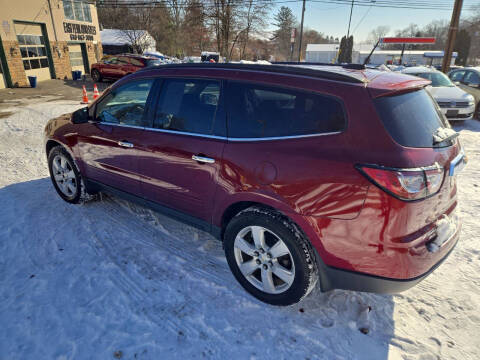 2017 Chevrolet Traverse LT
