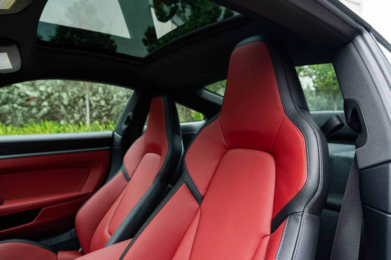 2026 Porsche 911 Carrera
