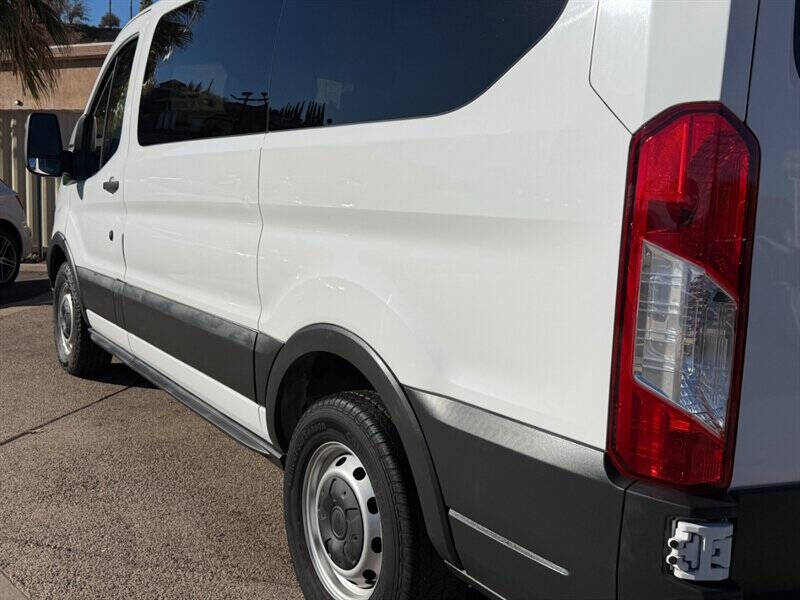 2016 Ford Transit 150 XL