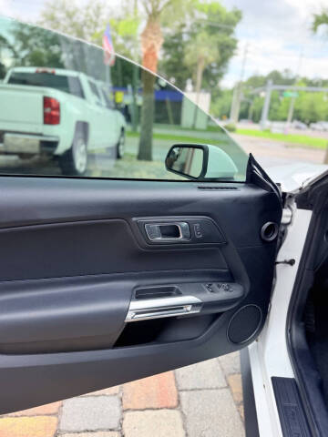 2019 Ford Mustang EcoBoost