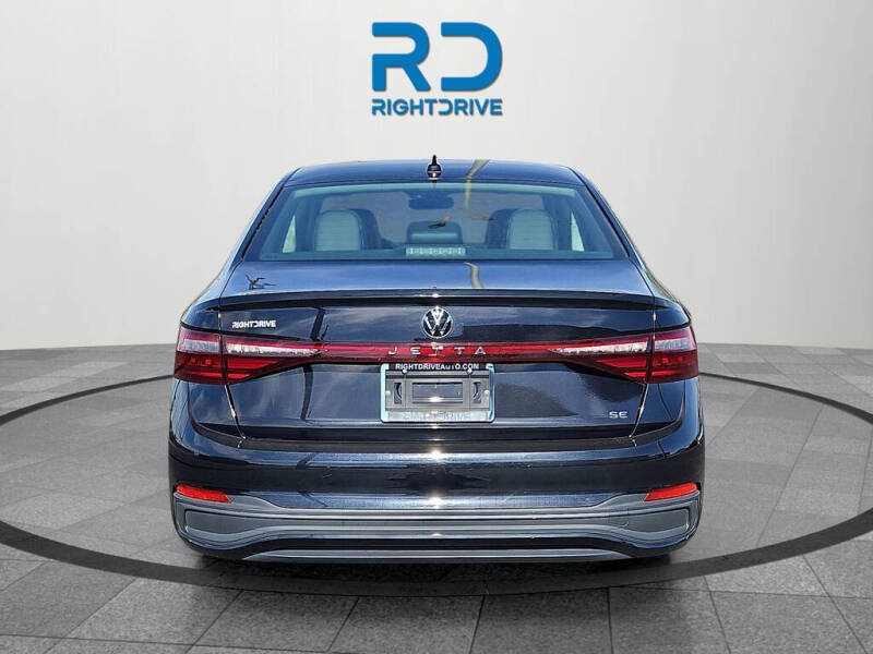 2025 Volkswagen Jetta SE