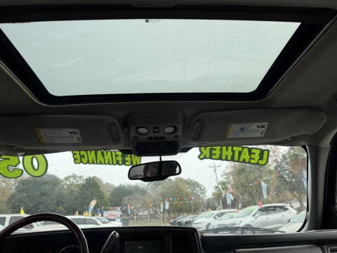 2005 Cadillac Escalade