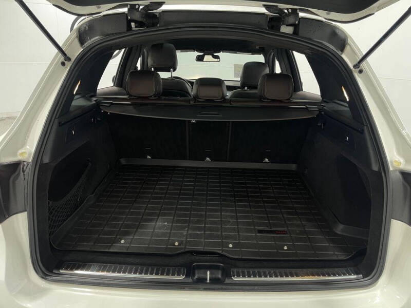 2017 Mercedes-Benz GLC GLC 300 4MATIC