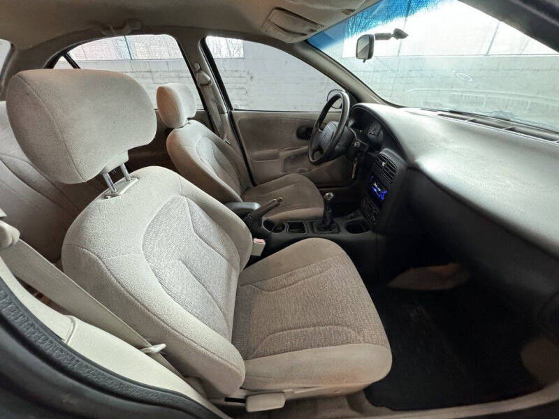 2000 Saturn S-Series SL2