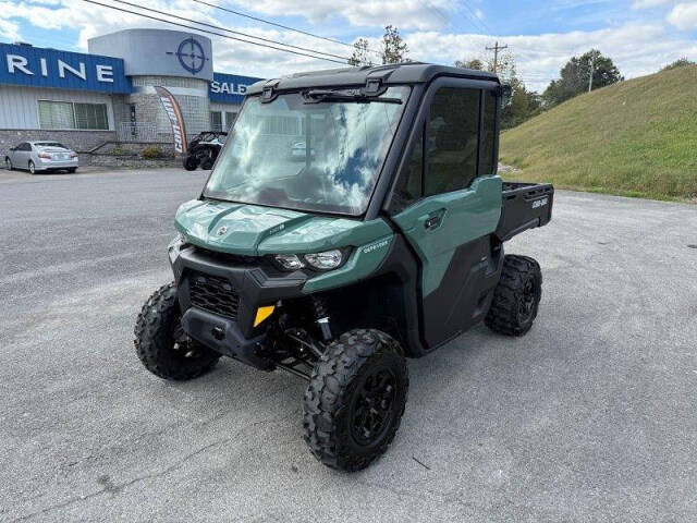 Can-Am Defender DPS Cab HD9 Image