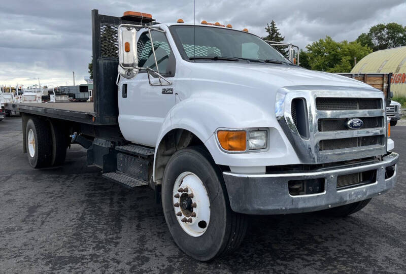 2013 Ford F-750 Super Duty