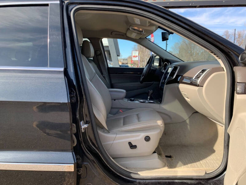 2012 Jeep Grand Cherokee Laredo