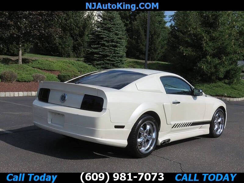 2007 Ford Mustang GT Deluxe