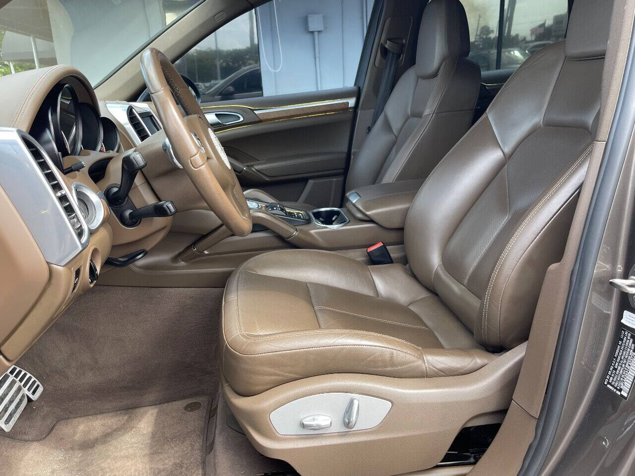 2011 Porsche Cayenne  - $18,900