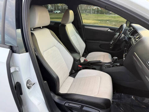 2016 Volkswagen Jetta 1.8T Sport