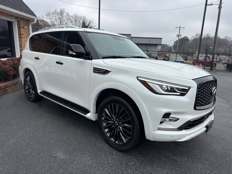 2022 Infiniti QX80 Premium Select