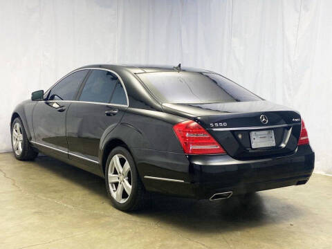 2011 Mercedes-Benz S-Class S 550 4MATIC