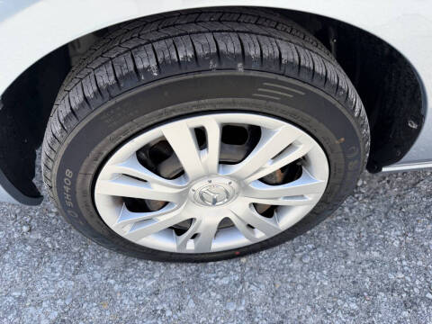 2013 Mazda MAZDA2 Sport