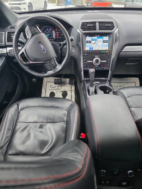 2019 Ford Explorer Sport