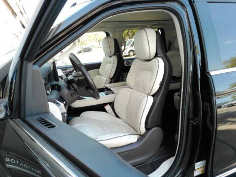 2022 Lincoln Navigator Black Label