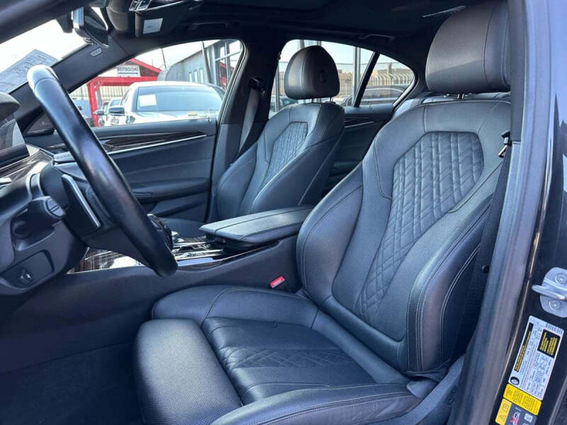 2021 BMW 5 Series 530e