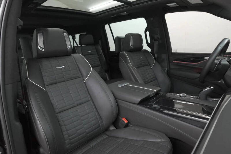 2023 Cadillac Escalade-V ESV