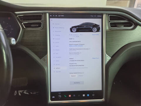 2016 Tesla Model S 70D