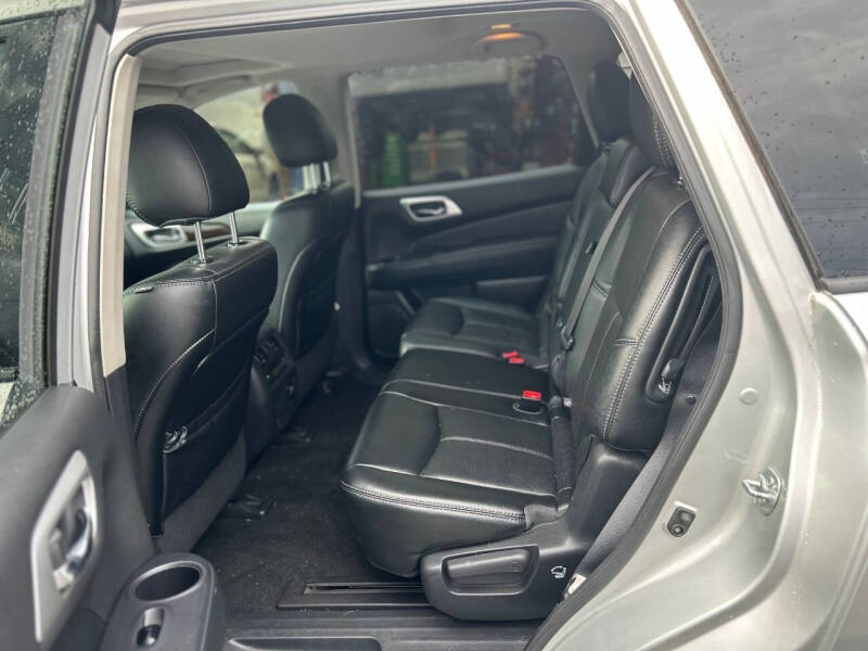 2016 Nissan Pathfinder Platinum