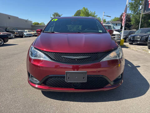 2019 Chrysler Pacifica Touring L Plus
