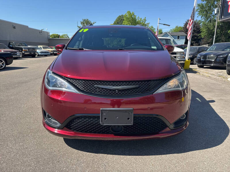 2019 Chrysler Pacifica Touring L Plus