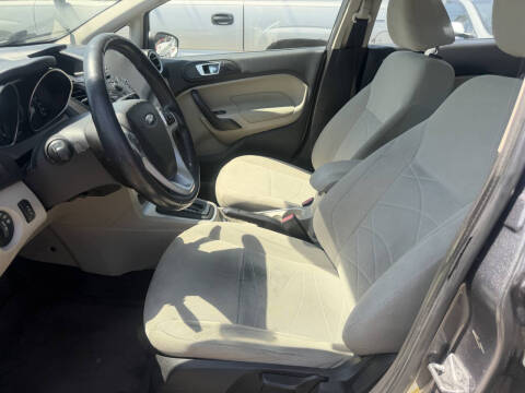 2014 Ford Fiesta SE
