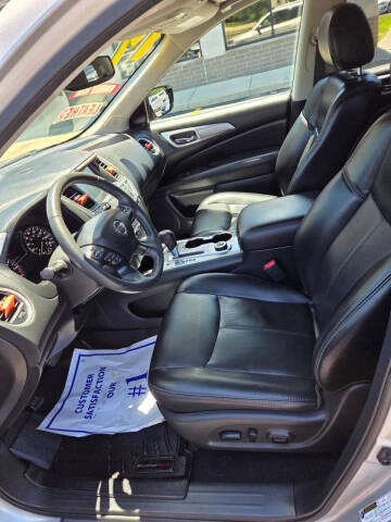 2017 Nissan Pathfinder