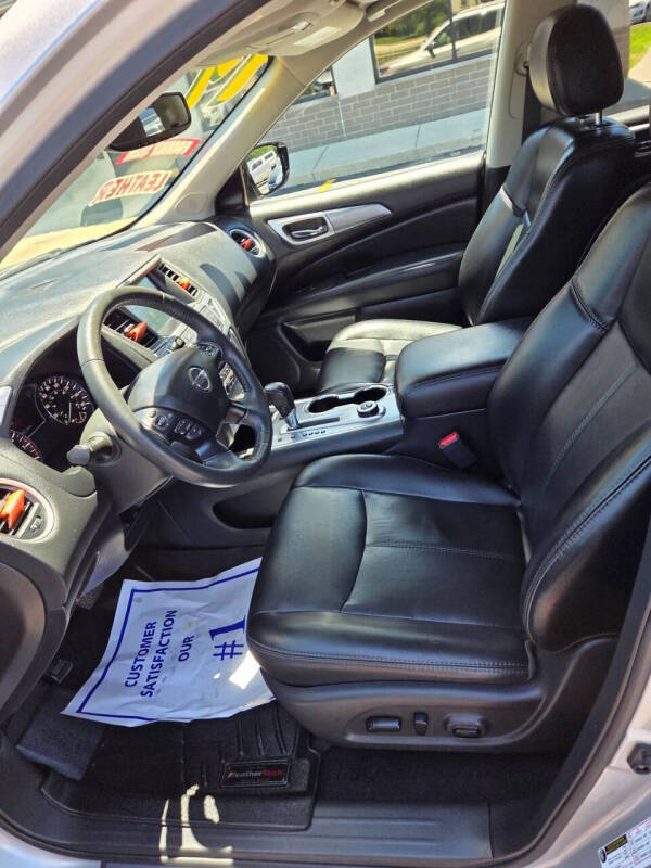 2017 Nissan Pathfinder