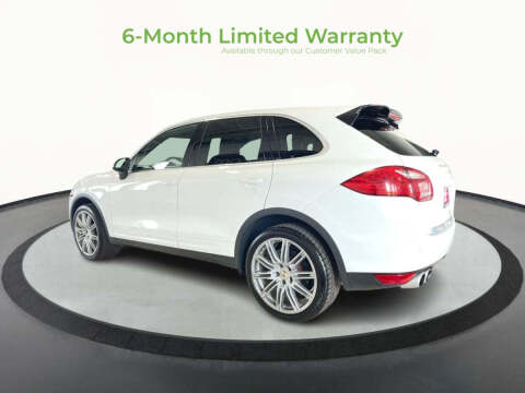 2014 Porsche Cayenne Platinum