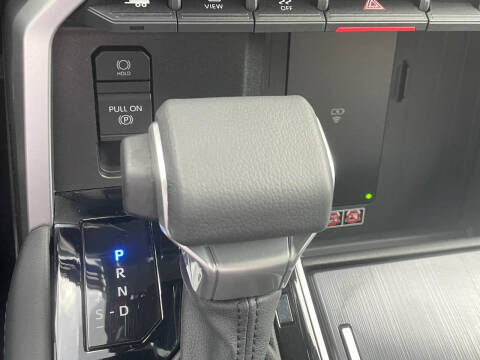 2025 Toyota Tundra Platinum