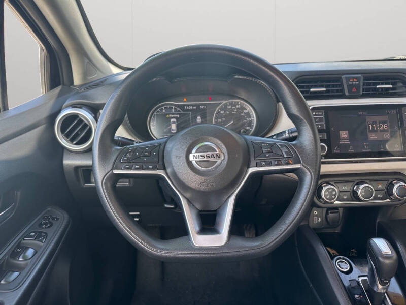 2021 Nissan Versa SV