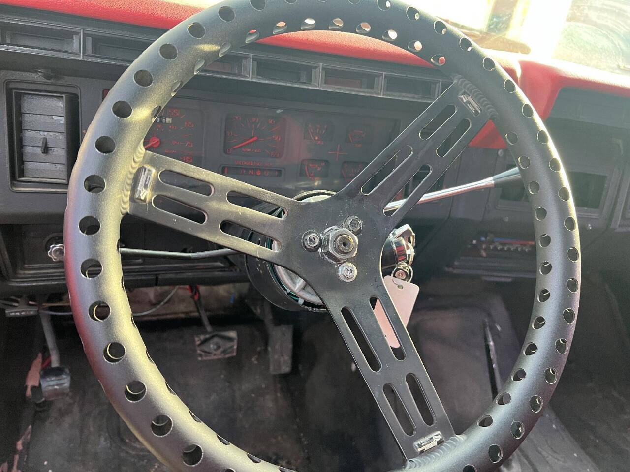 1985 Ford Bronco 17