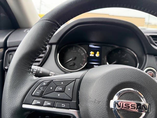 2017 Nissan Rogue SV