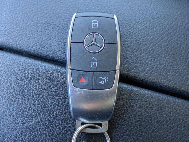 2022 Mercedes-Benz GLC GLC 300 4MATIC