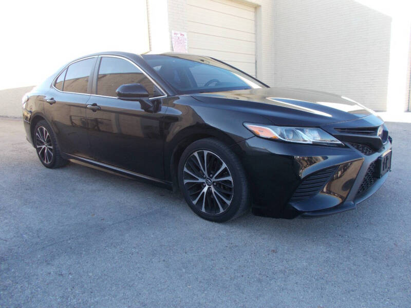 2018 Toyota Camry SE