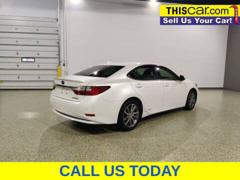2017 Lexus ES 300h