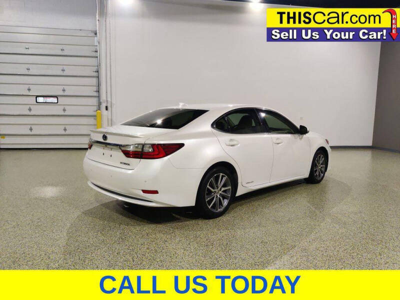 2017 Lexus ES 300h